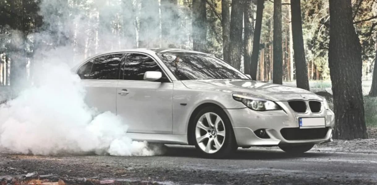 BMW E60 - jaki silnik najmniej awaryjny? Odkryj najlepsze opcje