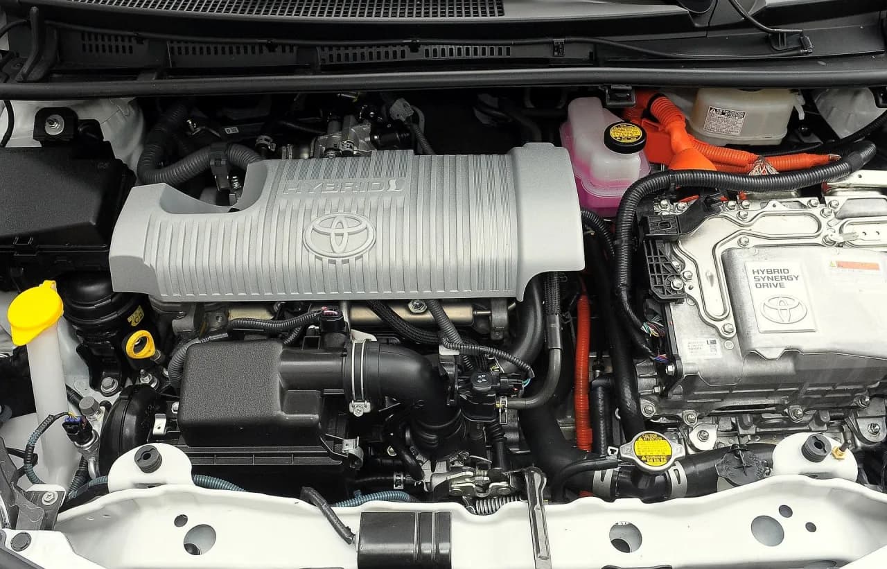 Wymiary i silniki Toyoty Yaris 3: Który wariant wybrać? Porady
