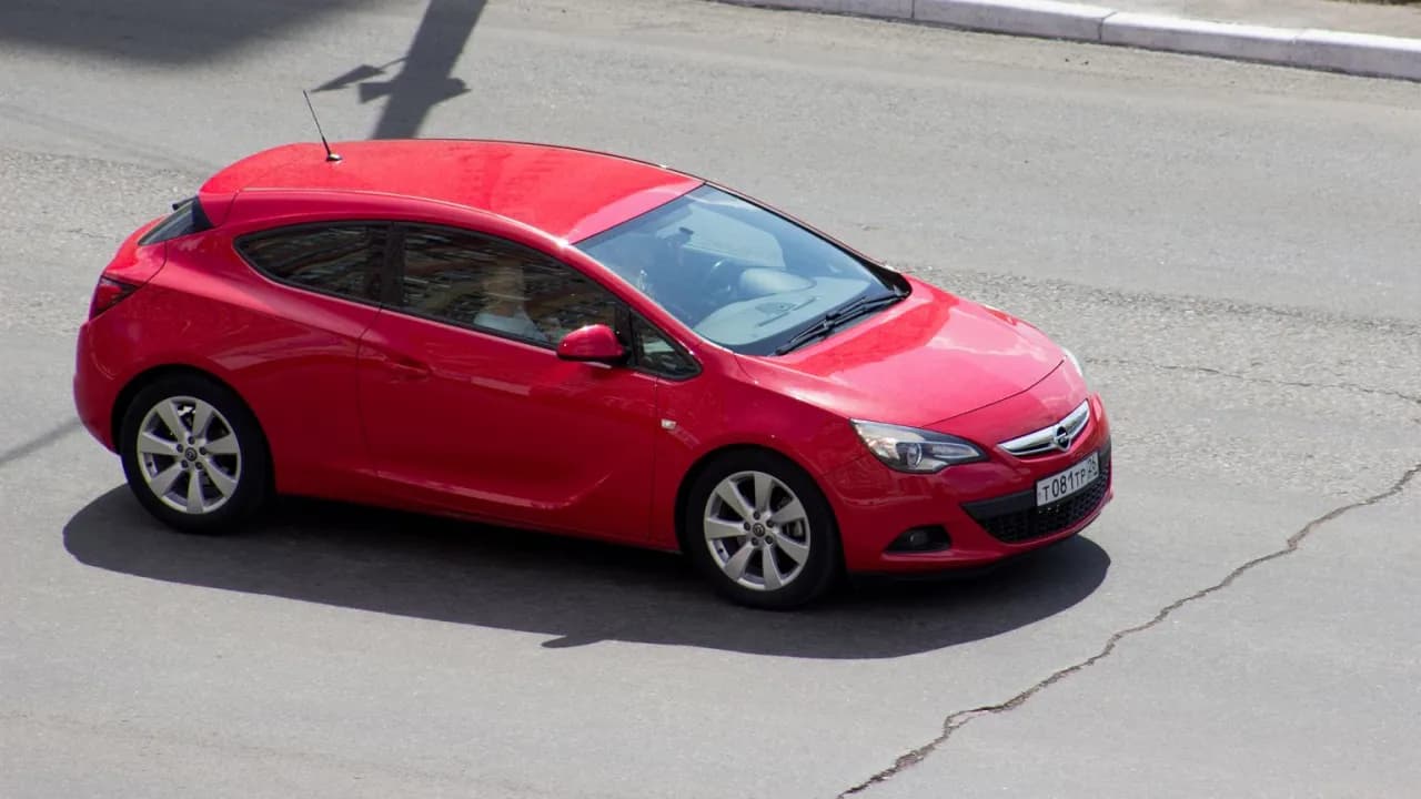 Dobre auto do 15 tys. zł: Najlepsze Samochody w Tym Budżecie